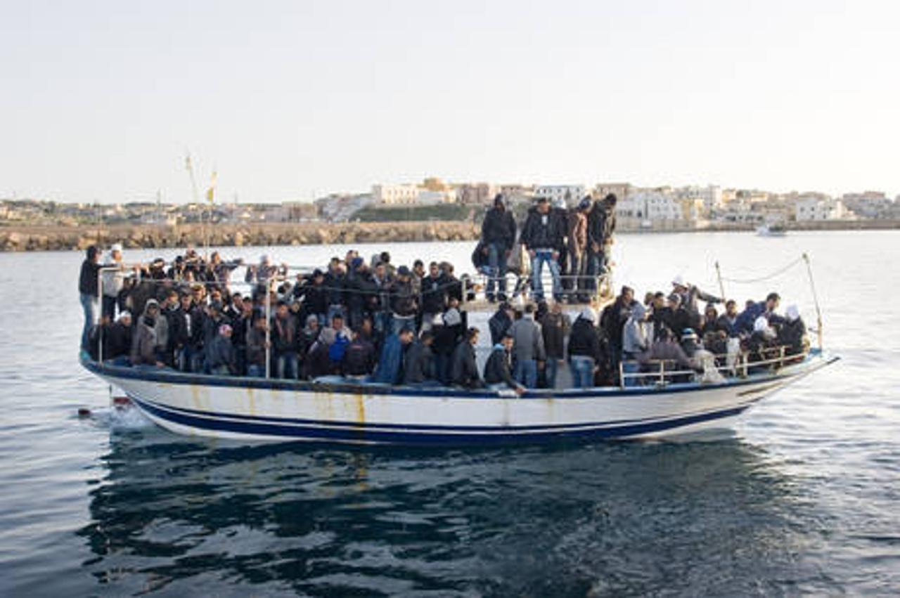 Plovilo s izbjeglicama
