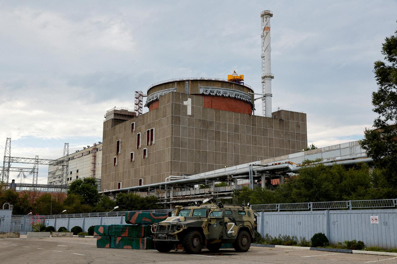 FILE PHOTO: FILE PHOTO: IAEA expert mission visits Zaporizhzhia Nuclear Power Plant