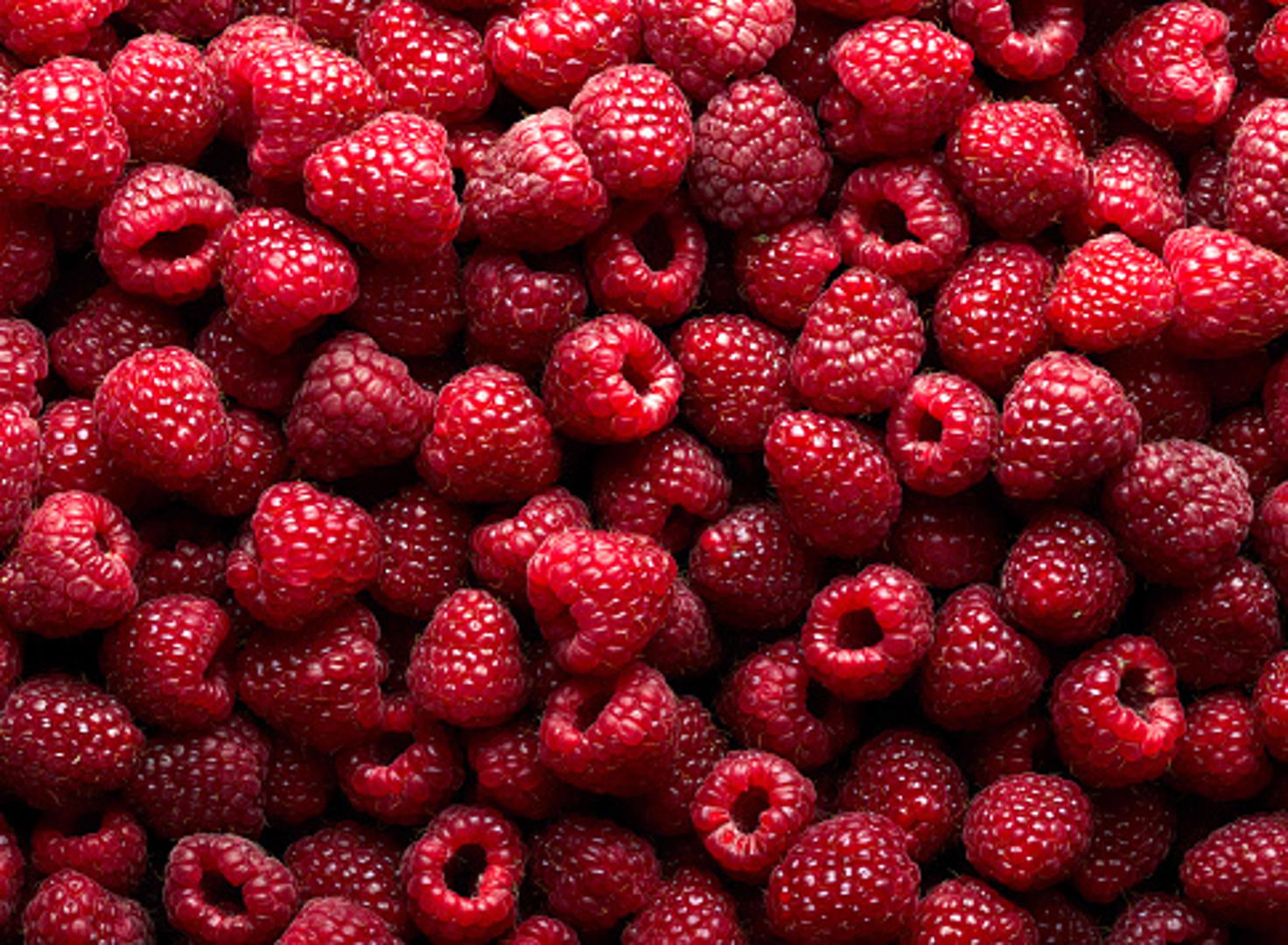 Bobičasto voće – Jagode, borovnice, maline, kupine... Jedite ih u svim prilikama i što više. Pune su antioksidansa, a dobre su i za vaše srce te snižavaju razinu šećera u krvi.