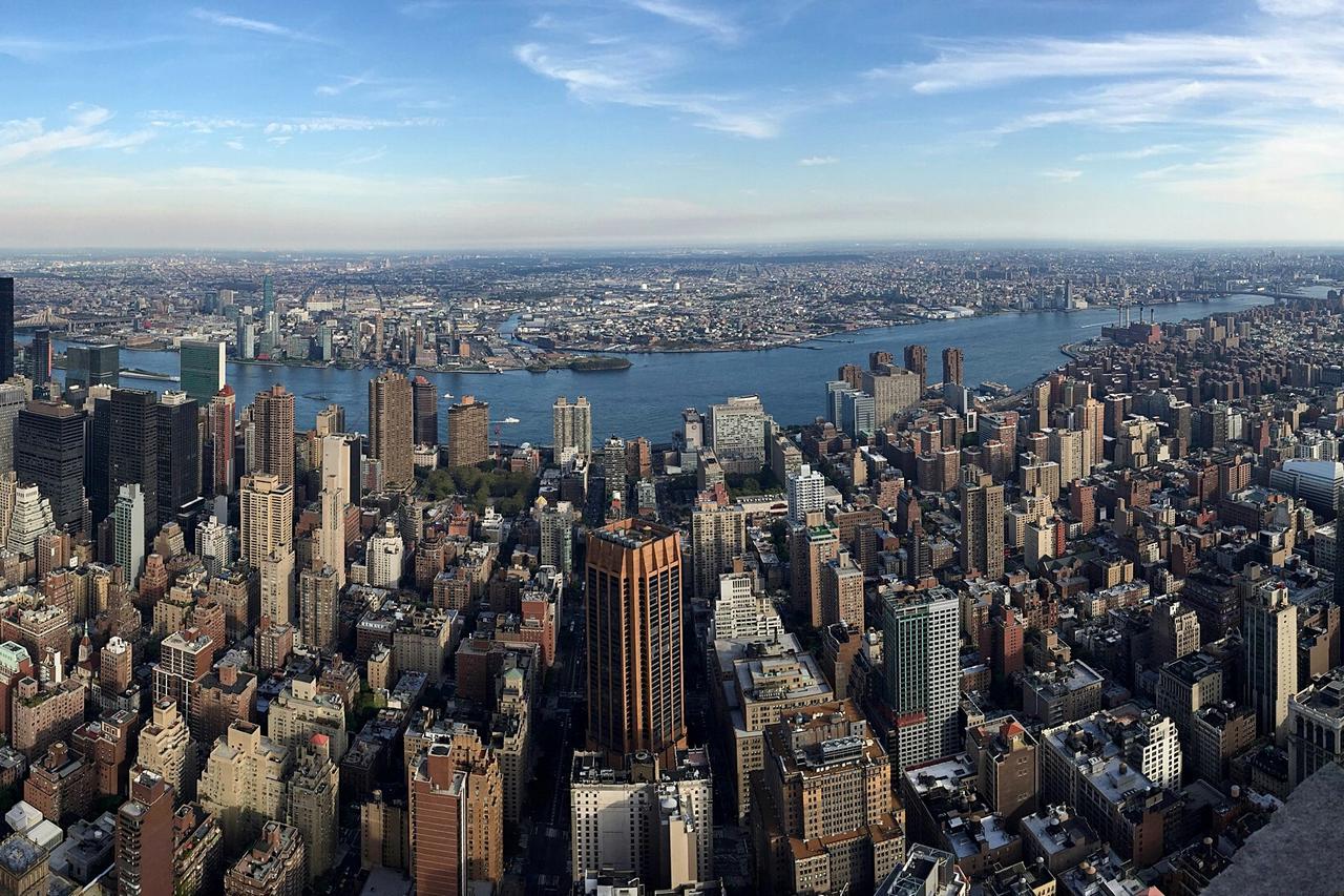 29.09.2014., New York, Sjedinjene Americke Drzave - Jedna od najvecih turistickih atrakcija u New Yorku je zgrada Empire State Building s koje se pruza prekrasan pogled na cijeli grad. Zgrada je sagradjena 1931. godine a visoka je 448,7 metara s vrhom ant