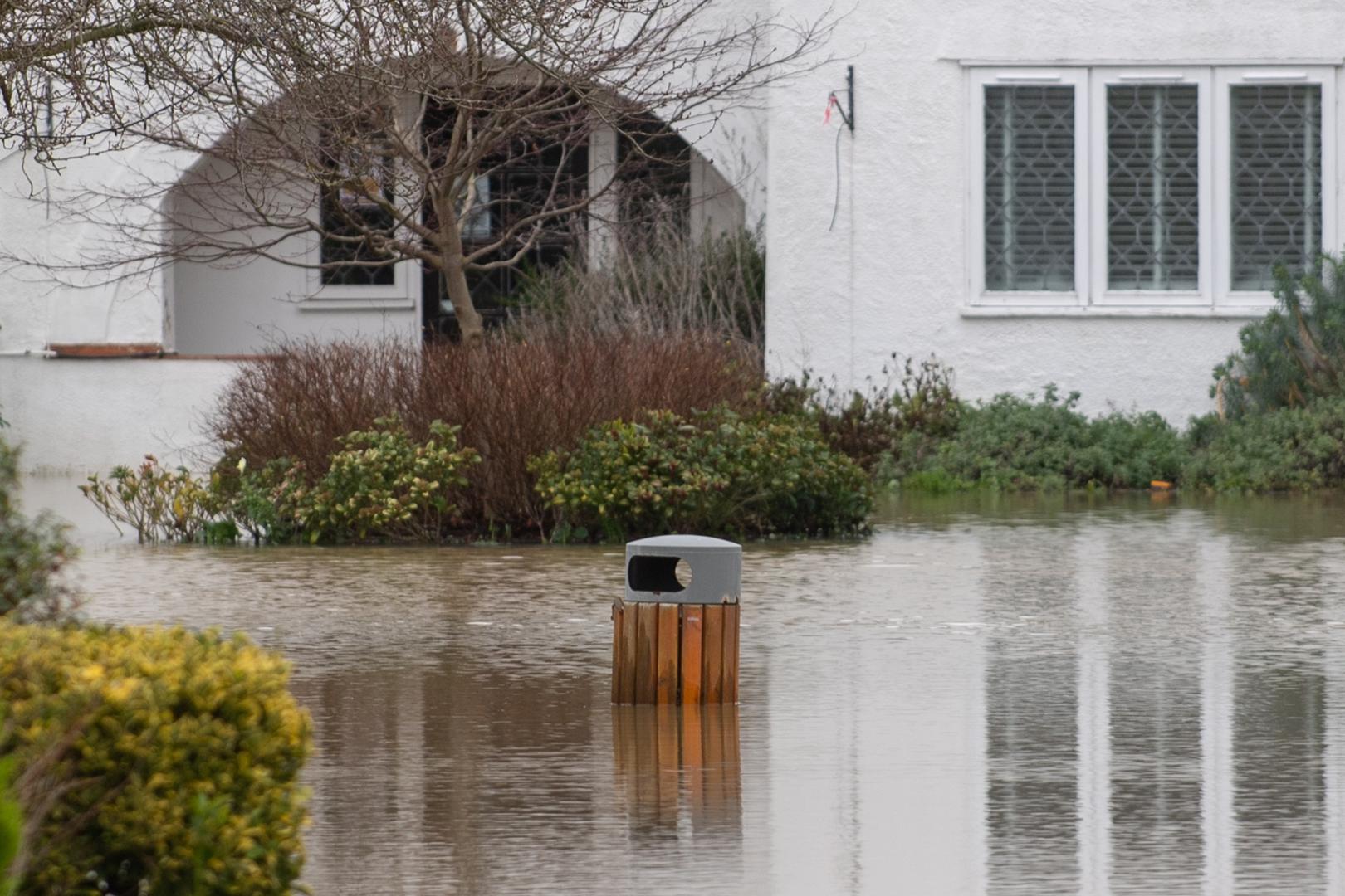 Winter weather Dec 26th 2020 Flood water surrounds The Barn Hotel in Bedford, after residents living near the River Great Ouse in north Bedfordshire were "strongly urged" to seek alternative accommodation due to fears of flooding. Joe Giddens  Photo: PA Images/PIXSELL