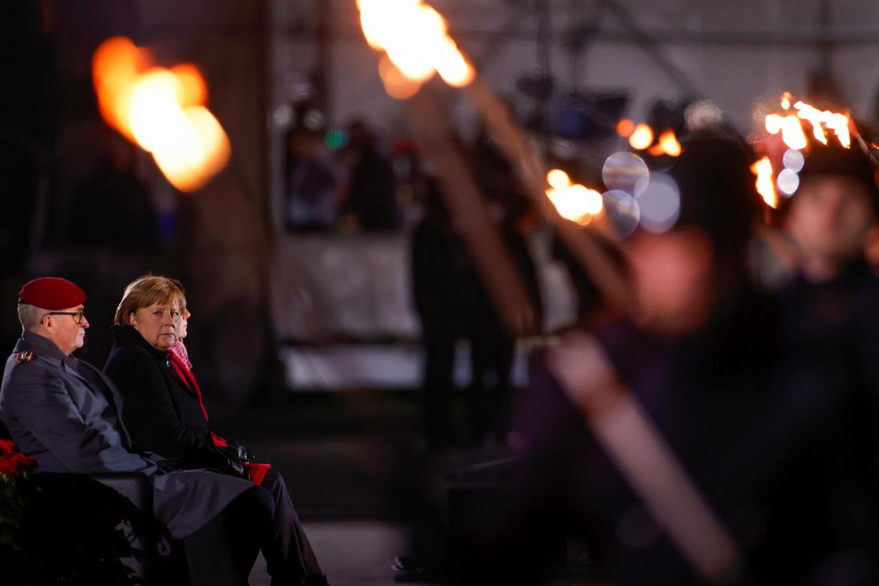 Ceremonial send-off for Merkel in Berlin