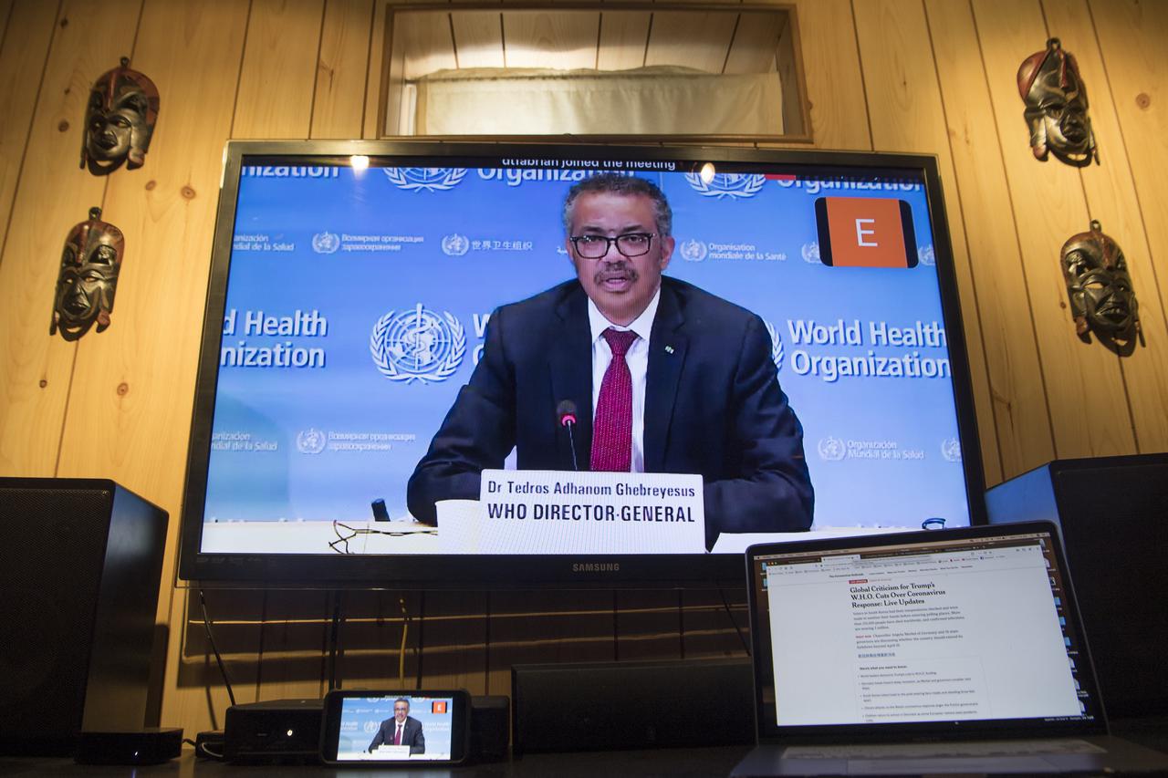 Tedros Adhanom Ghebreyesus,directeur général de l'OMS, lors d'une déclaration virtuelle depuis Genève pendant l'épidémie de coronavirus (COVID-19)