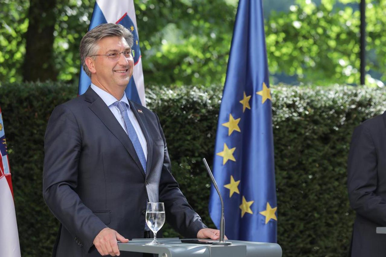 Premijer Andrej Plenković sastao se sa slovenskim kolegom Janšom