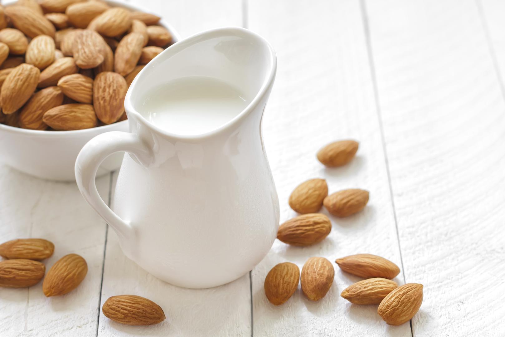 Znanstvenici su proučavali kako proteini iz mlijeka djeluju na razinu šećera u krvi kod sudionika tijekom dana i osjećaj sitosti. 