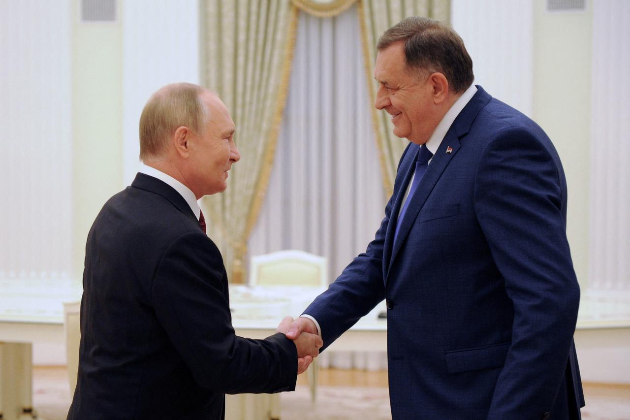 Russian President Putin meets Serb member of the tripartite Bosnian Presidency Dodik in Moscow