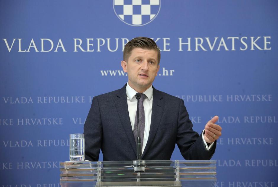 Ministar Zdravko Marić