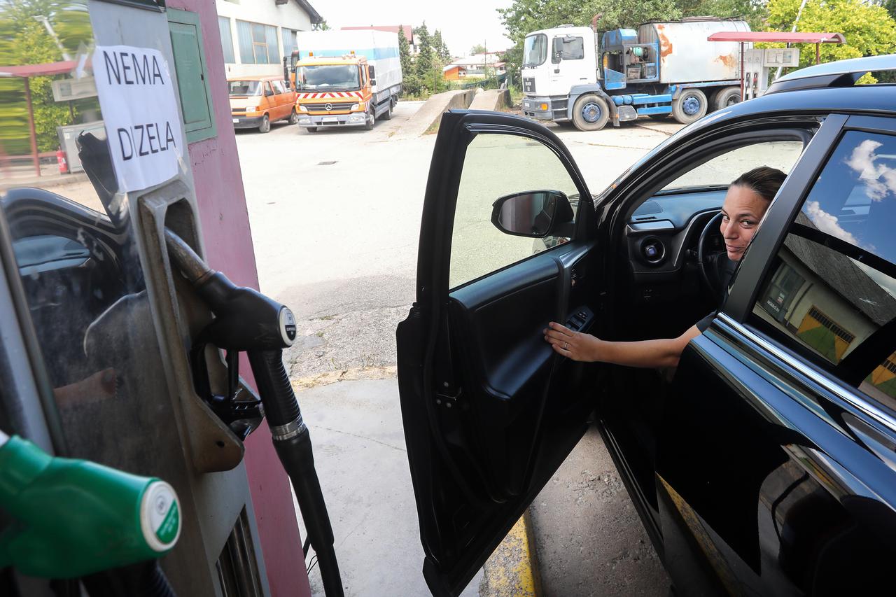 Velika Gorica: Benzinska stanica KNB gorivo zatvorila se zbog nove odluke Vlade o cijeni goriva