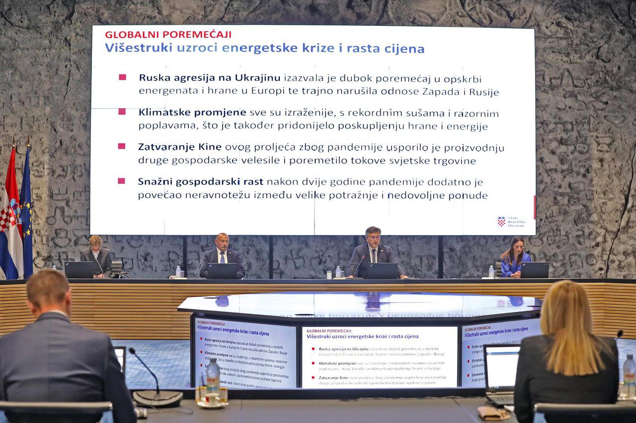 Zagreb: Vlada donijela paket mjera ograni?enja cijena i pomo?i gra?anima i gospodarstvu