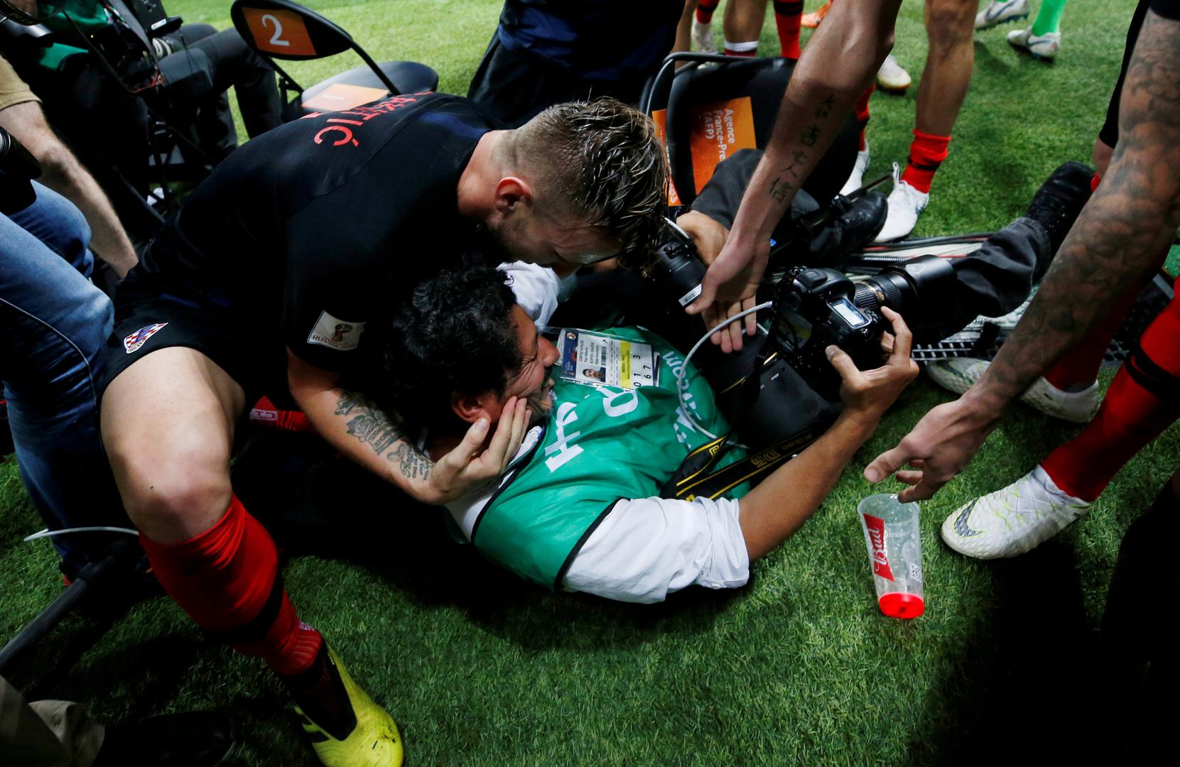 Mario Mandžukić zabio je gol za finale Svjetskog prvenstva nakon čega je uslijedilo veliko slavlje vatrenih na Lužnikiju
