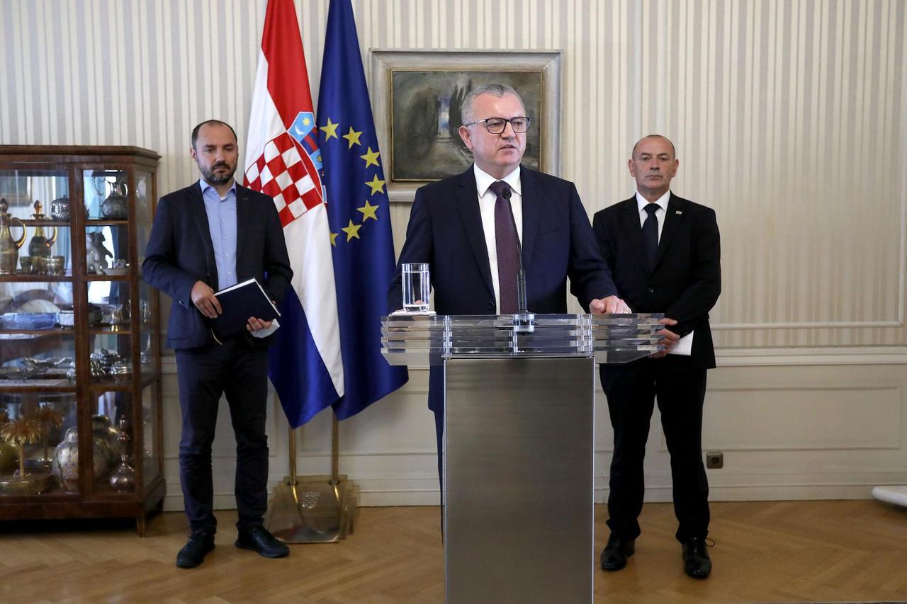 Zagreb: Ministri Marić, Medved, Milošević i Horvat obratili se medijima