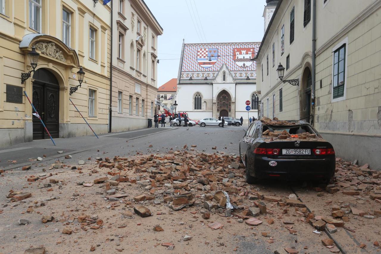 Zagreb: Potres oštetio zgradu Vlade i Katedralu