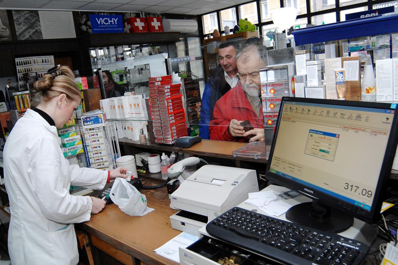 \'24.01.2011., Sisak - Od danas se u sisackim ljekarnama,umjesto papirnatih koriste e-recepti. Photo:Nikola Cutuk/PIXSELL\'