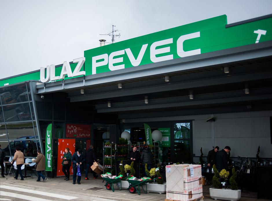 Otvoren prodajni centar Peveca u Čakovcu u koji je uloženo 30 milijuna kuna