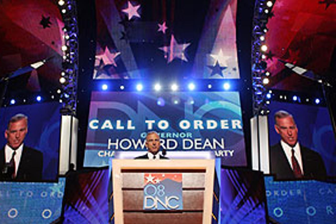 Konvenciju je otvorio predsjednik Demokratske stranke Howard Dean 