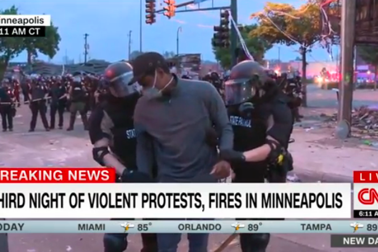 Policija u Minneapolisu uhitila CNN-ova novinara u programu uživo