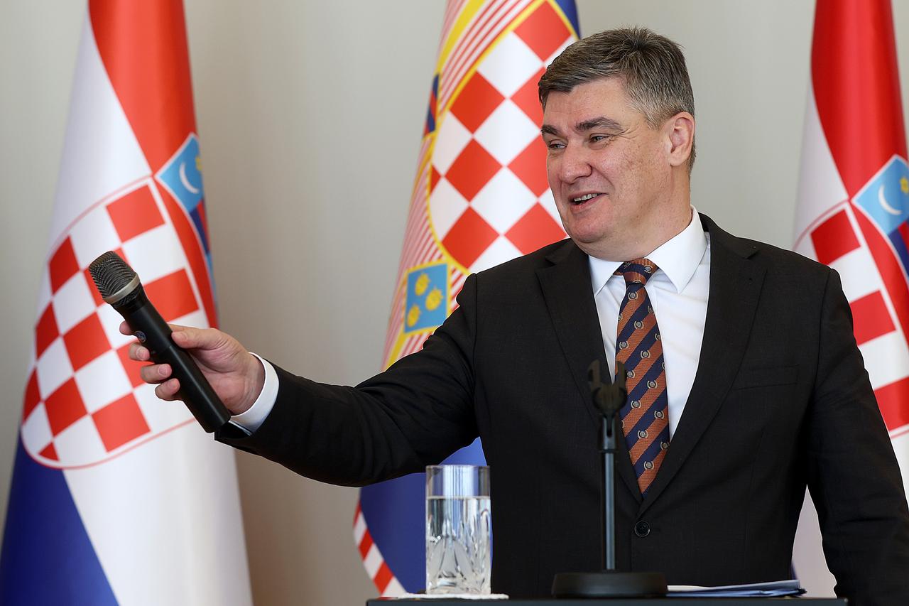 Zagreb: Izvanredna konferencija predsjednika Milanovića o Turudiću i Mamiću