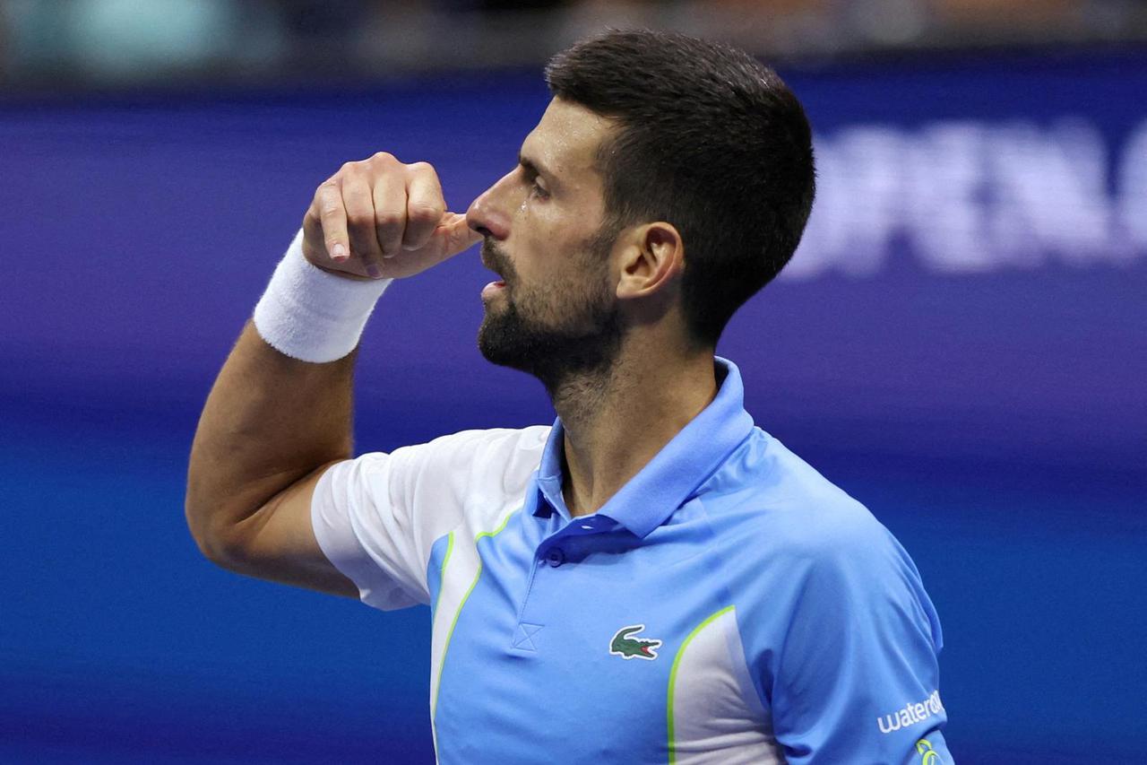 FILE PHOTO: Tennis-Djokovic wants to emulate Brady and play on into his 40s