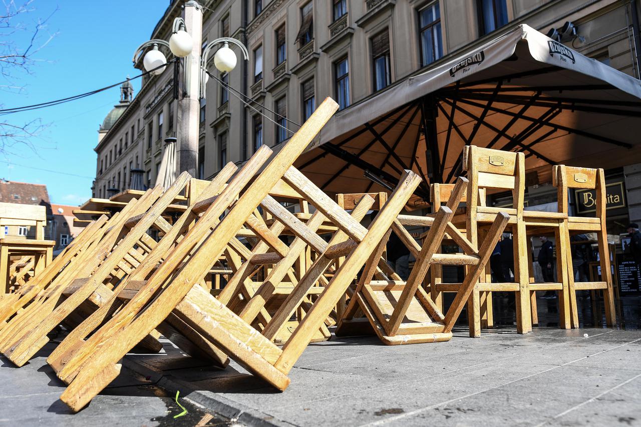 Zagreb: Ugostitelji pripremaju terase za ponovno otvaranje 