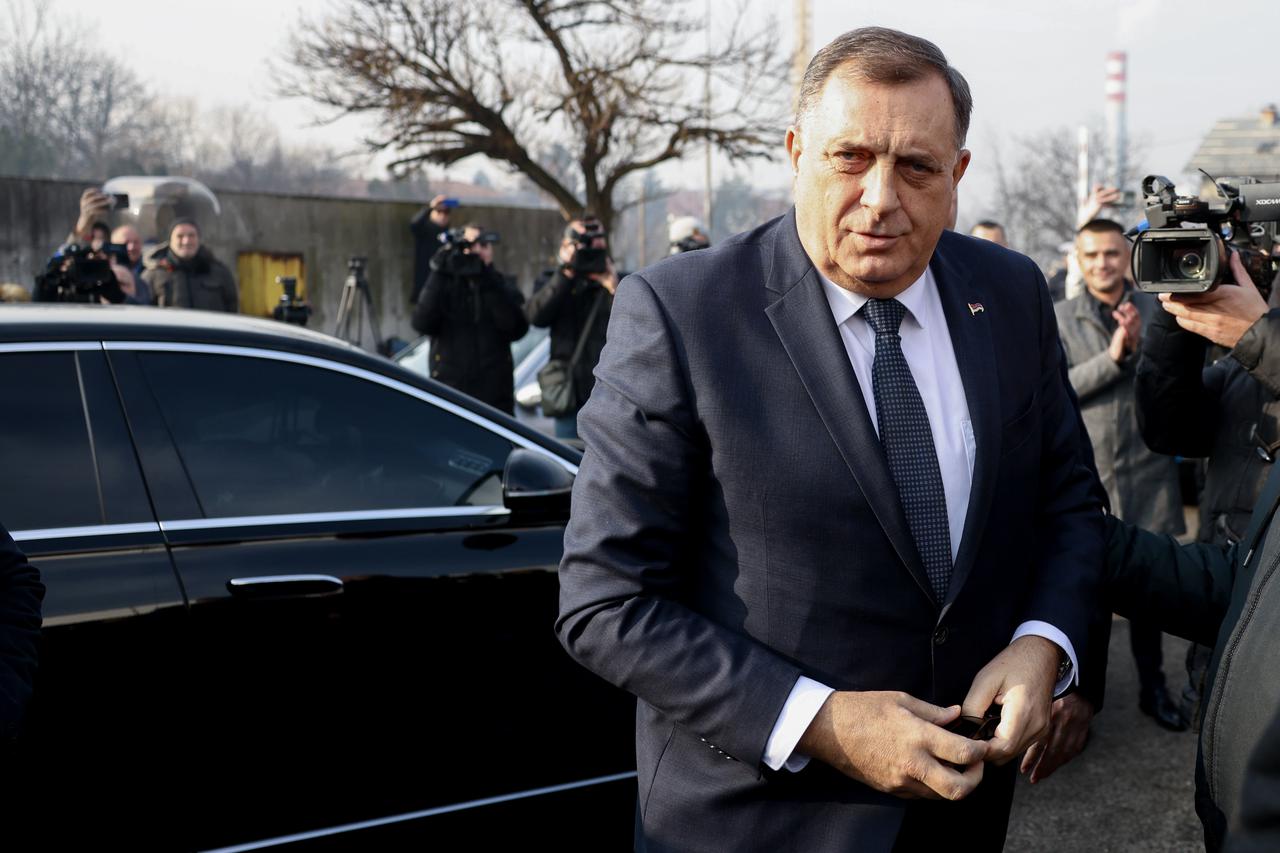 Sarajevo: Milorad Dodik zajedno sa svojim pristalicama stigao je na novo ročište u zgradu Suda BiH