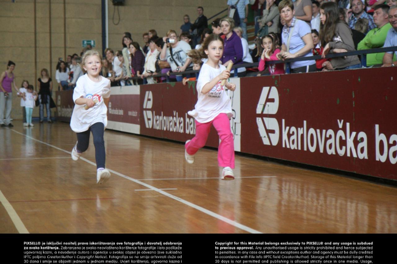 '07.05.2013., Karlovac - Mala olimpijada u kojoj sudjeluju malisani svih karlovackih vrtica.  Photo: Dominik Grguric/PIXSELL'