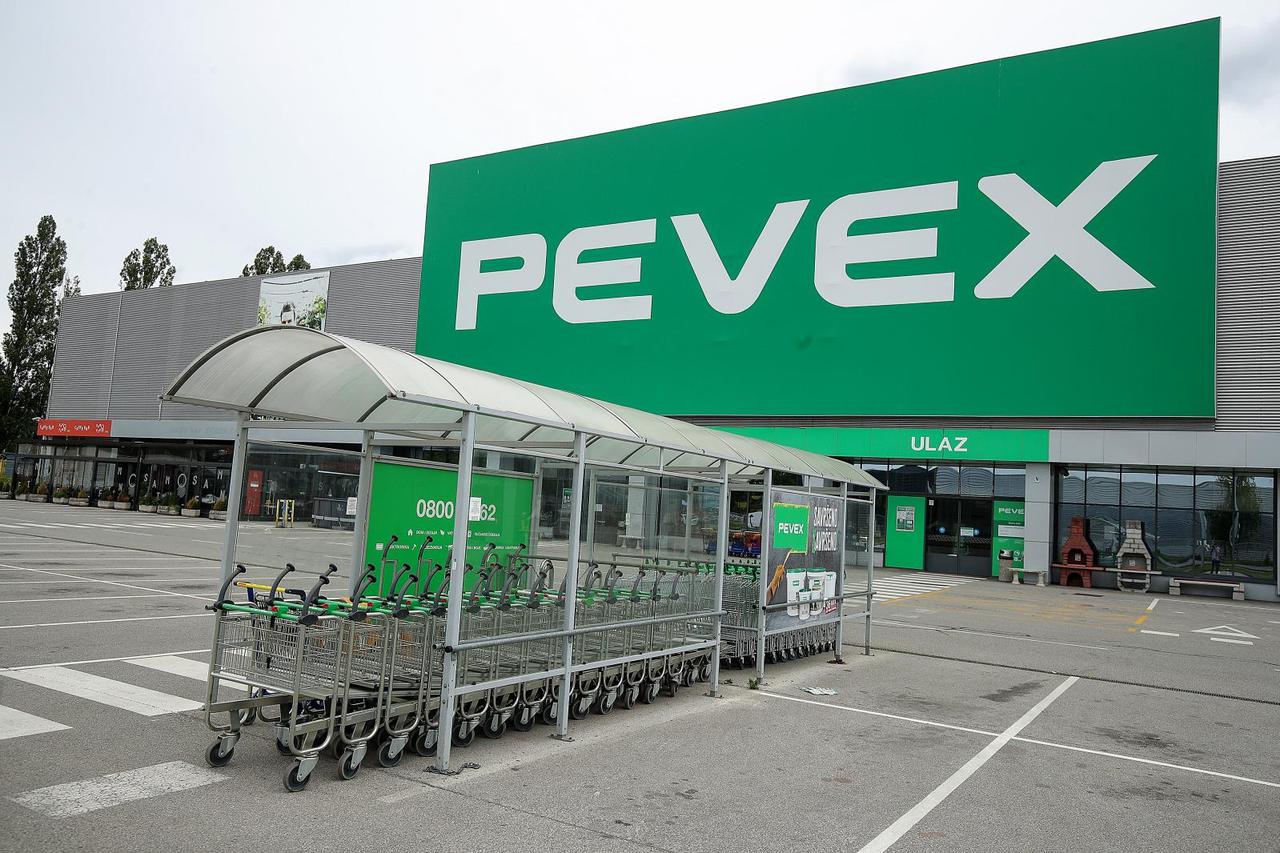 Zagreb: Trgovački centar Pevex zatvoren je nedjeljom