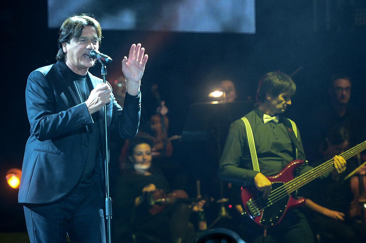 Zdravko Čolić održao koncert u Areni