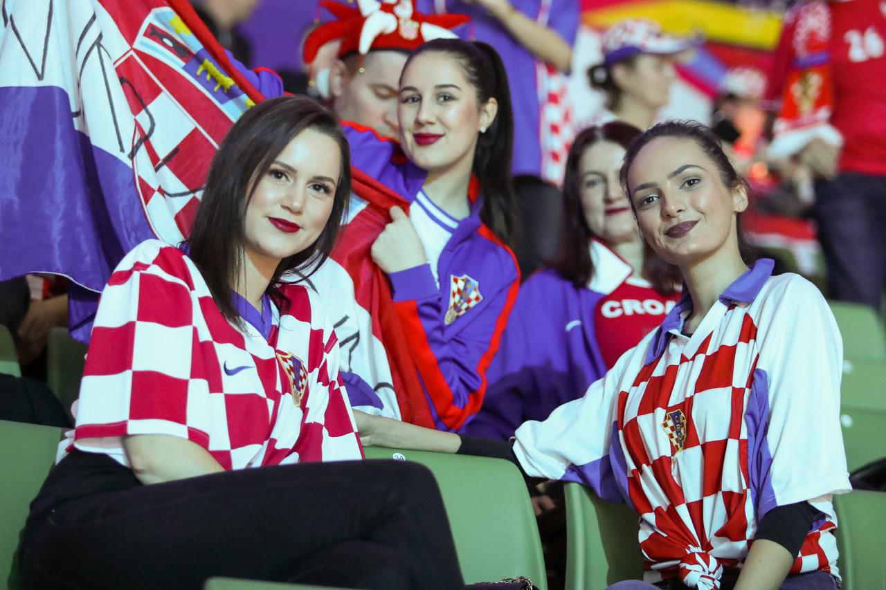 Hrvatske navijačice