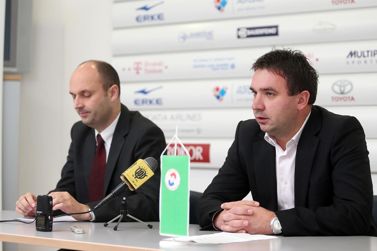 Gradonačelnik Sv. I. Zeline Hrvoje Koščec (lijevo) i Damir Hrupec, predsjednik Hrvatskog hokejskog saveza