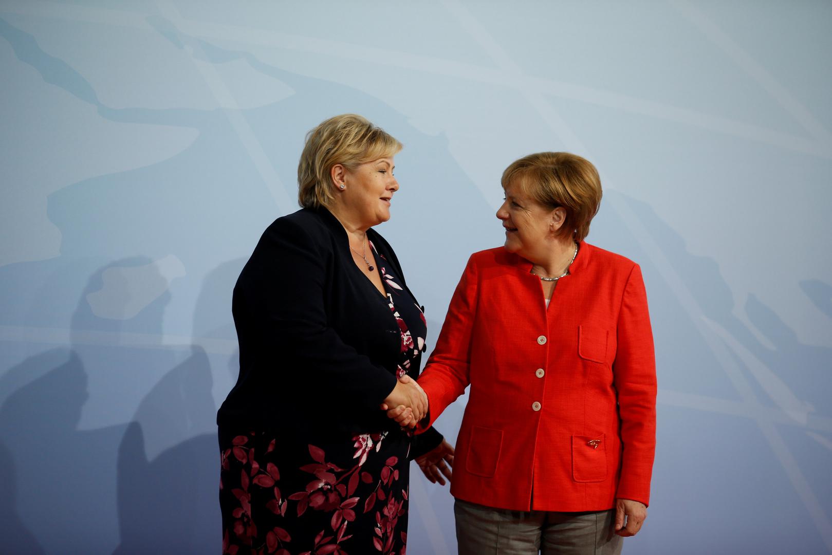 Zbog odlučnosti u donošenju odluka i konkretnih mjera, Solberg uspoređuju s Angelom Merkel