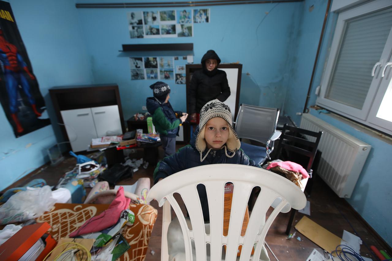 Zagreb: Potresom oštećene kuće u Markuševcu i Medvedskom bregu KATEGORIJE