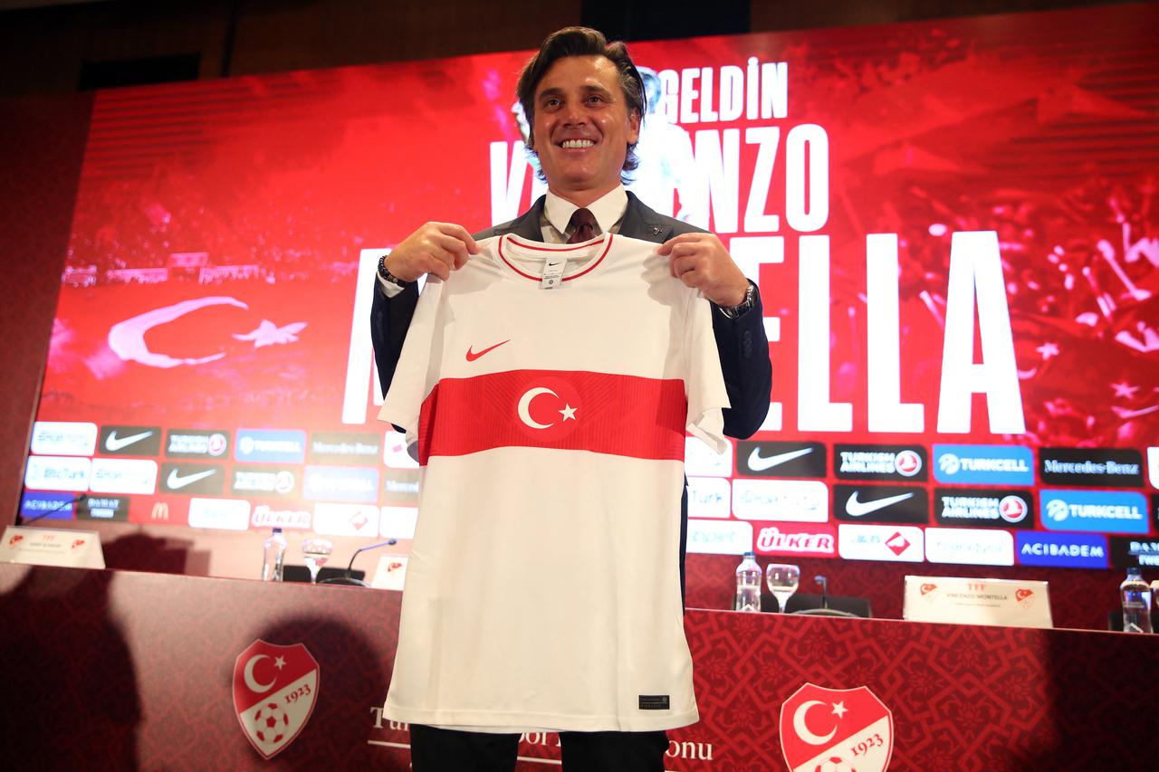 Turkey unveil new coach Vincenzo Montella