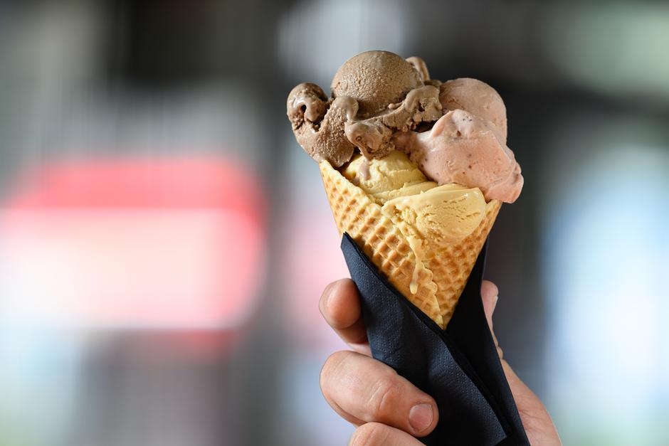 Zagreb: Ponuda sladoleda u slastićarnici Orient