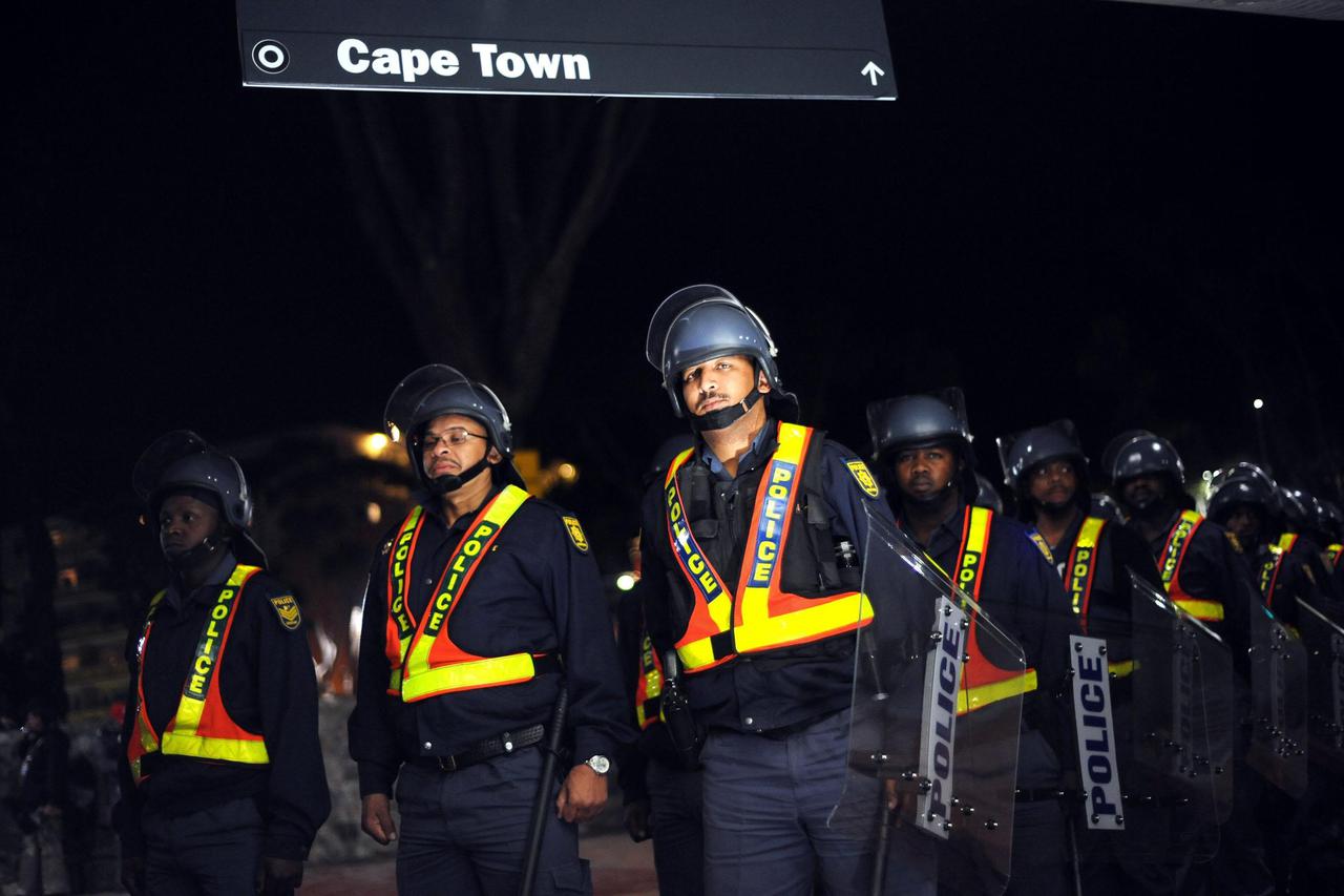 južnoafrička policija