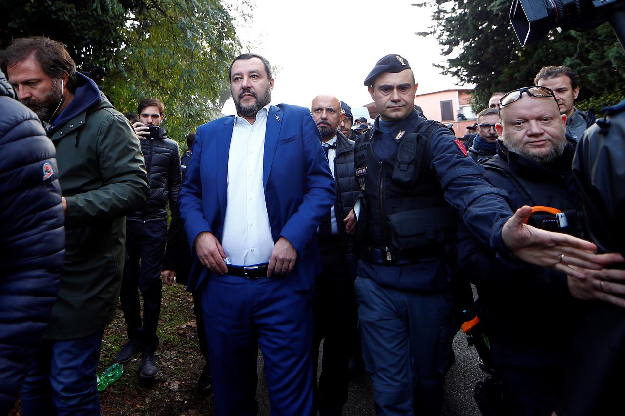 Matteo Salvini dolazi na ilegalni posjed mafijaške obitelji