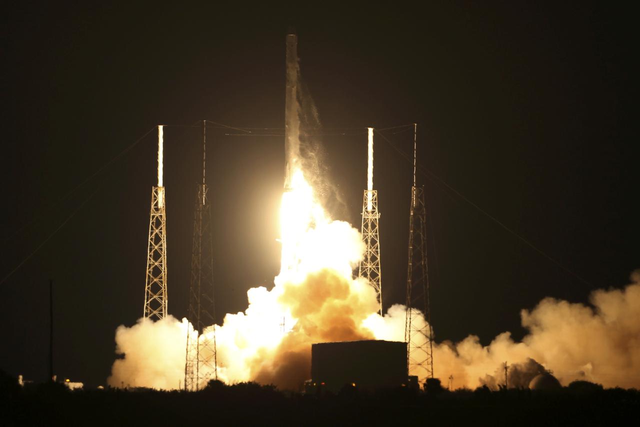 Falcon 9,raketa,lansiranje