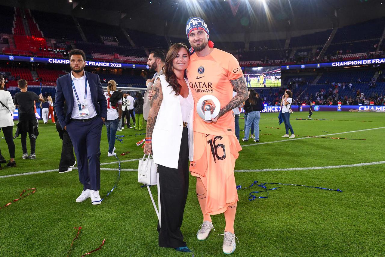 Cérémonie de remise du trophée de champion de France au Paris Saint-Saint-Germain (PSG) au Parc des Princes à Paris