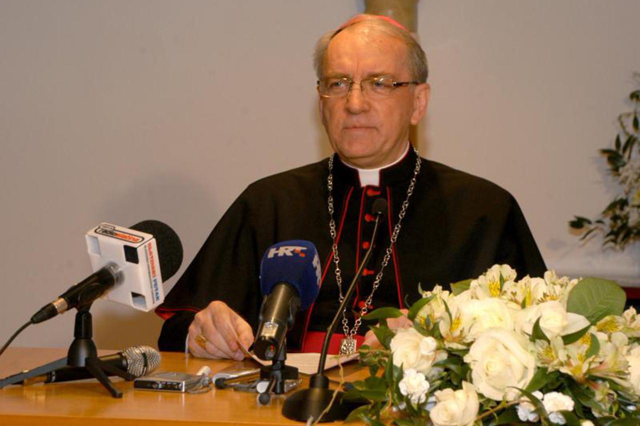 biskup Antun Škvorčević o referndumu