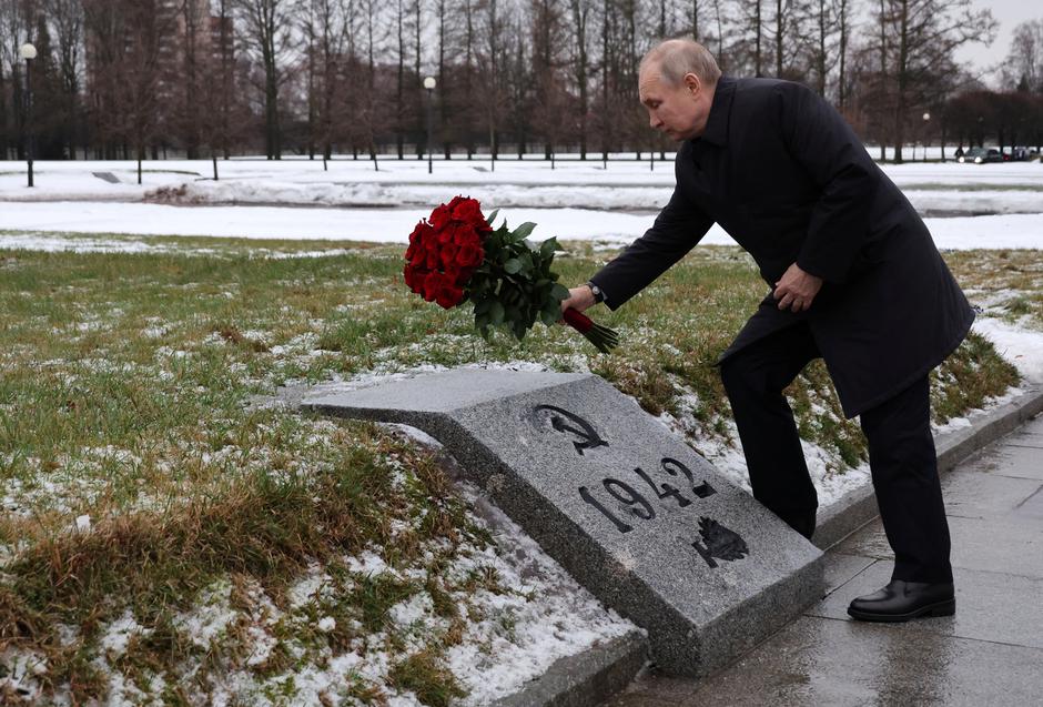 Russia's President Putin takes part in events commemorating the anniversary of breaking the siege of Leningrad