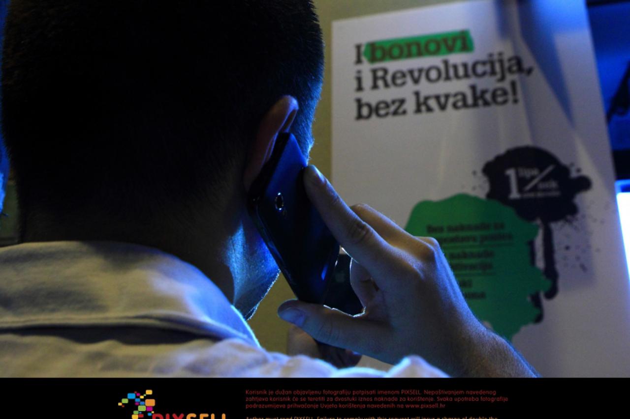 '30.07.2012., Zagreb - Udruga za promicanje prava korisnika elektronickih komunikacijskih usluga oglasila se priopcenjem u kojem Tele2 optuzuju za mogucu i smisljenu prevaru na stetu korisnika. Radi s