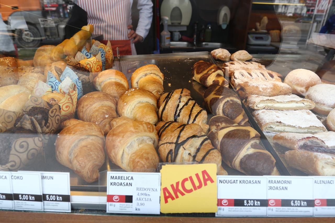 Zagreb: Kiosk pekarne Pan-Pek na Selskoj cesti