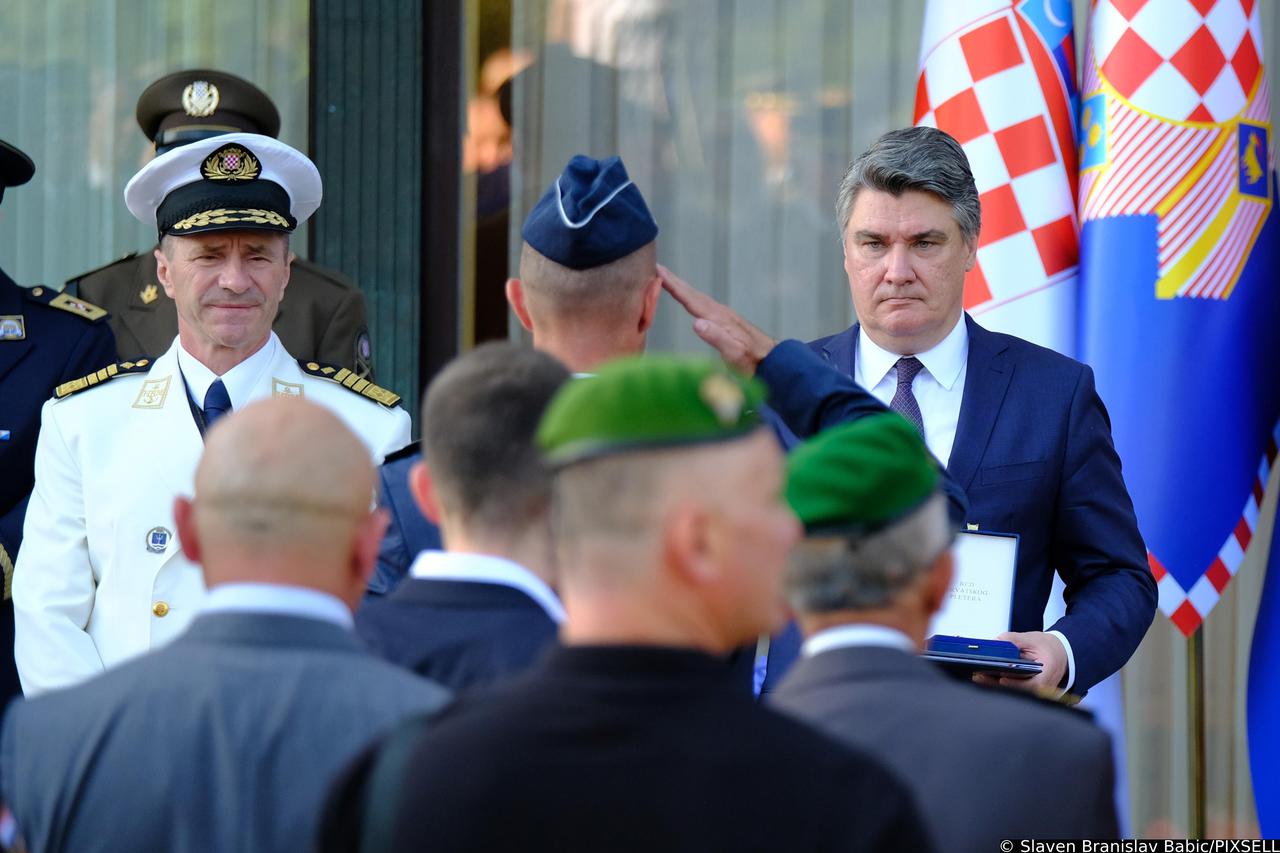 Dodjela odlikovanja u Uredu predsjednika povodom Dana Oružanih snaga Republike Hrvatske