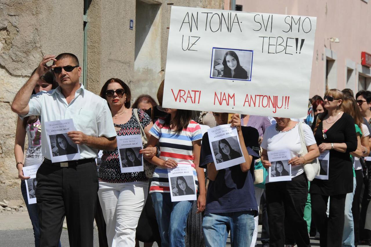 Drniš: Mimohodom nade obilježili godišnjicu nestanka Antonije Bili?