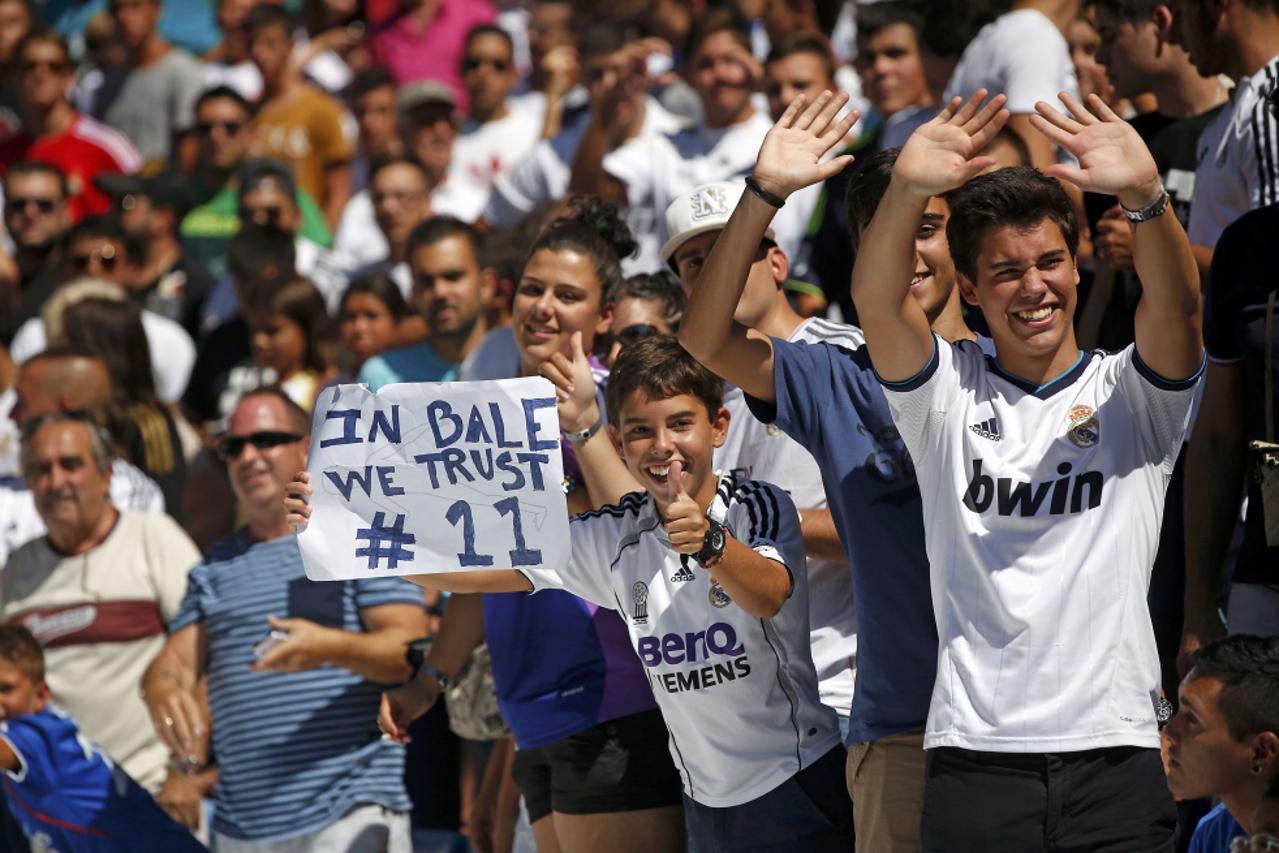Gareth Bale predstavljanje (1)