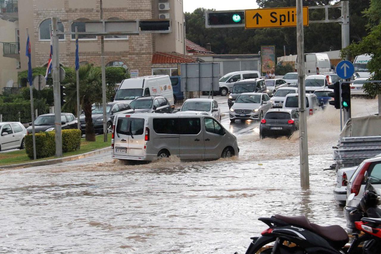 Potop u Makarskoj