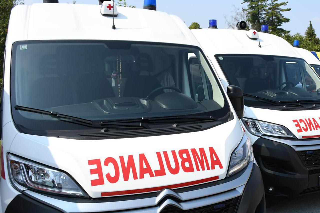 Bjelovar: Županija osigurala 6 novih vozila za potrebe hitne i saniteta vrijedna 2,2 milijuna kuna