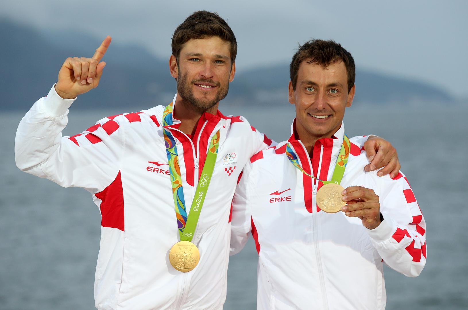 3. Igor Marenić i Šime Fantela su na Olimpijskim igrama u Rio de Janeiru  u jakoj konkurenciji i teškim uvjetima u klasi 470 osvojili zlatnu medalju.