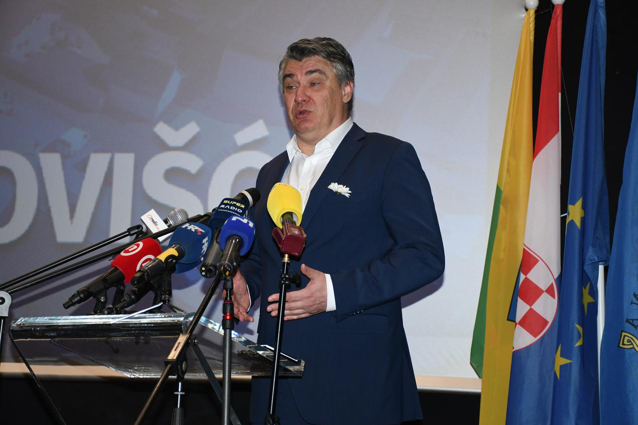 Rovišće: Zoran Milanović sudjelovao na svečanoj sjednici Općinskog vijeća Rovišća