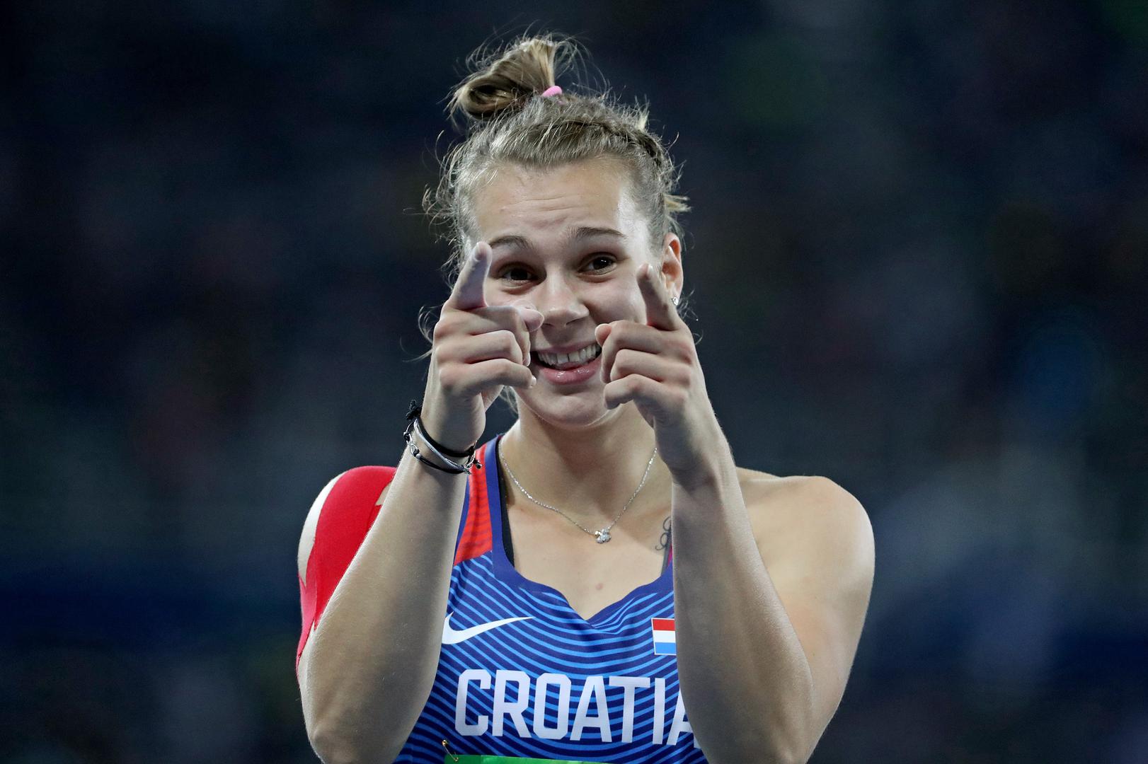 2. Sara Kolak – hrvatska bačacica koplja koja je prva prebacila 60m i vlasnica je rekorda (68,43 m)na Olimpijskim igrama u Riju osvaja zlatnu medalju.