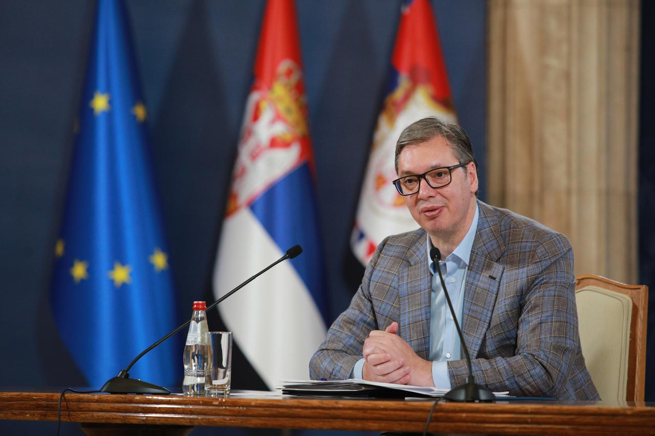 Beograd: Aleksandar Vučić obratio se medijima nakon sastanka s Lajčakom